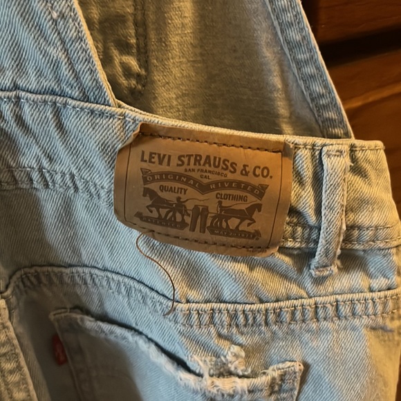 Levi Strauss overall shorts - Picture 4 of 6